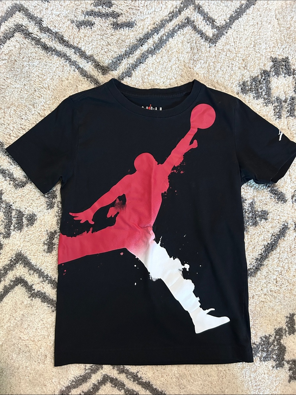 Boys Jordan t shirt